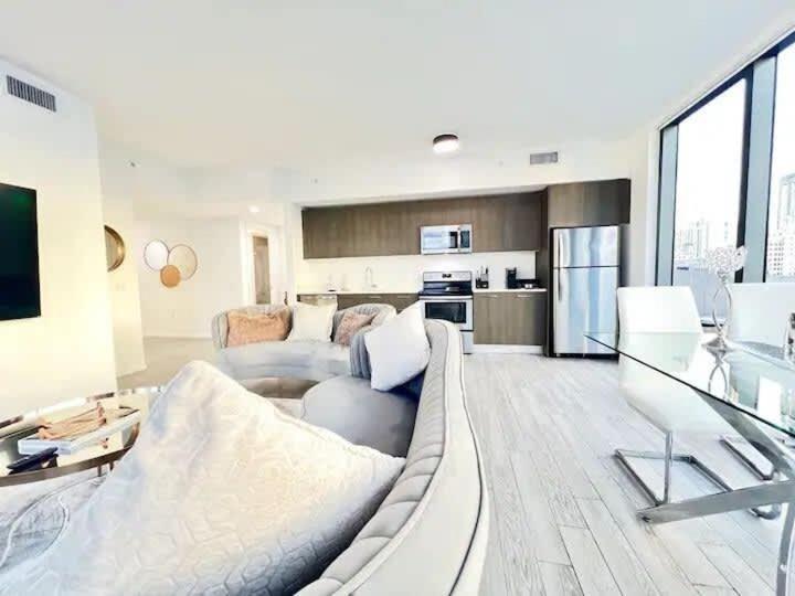 2Br, 2 Baths Lux Downtown Apt Heart Of Austin With Amazing Views, Pool, & Gym Eksteriør bilde