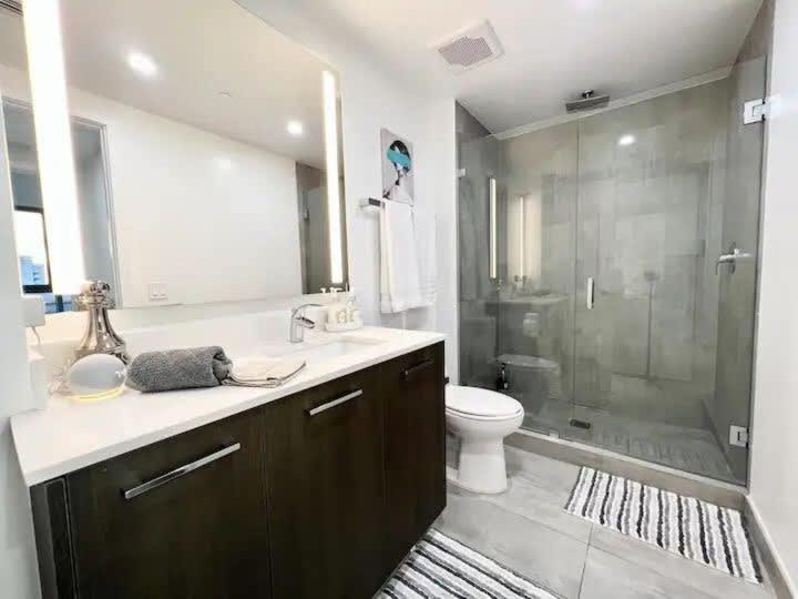 2Br, 2 Baths Lux Downtown Apt Heart Of Austin With Amazing Views, Pool, & Gym Eksteriør bilde