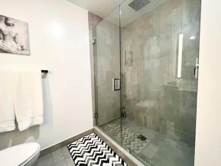 2Br, 2 Baths Lux Downtown Apt Heart Of Austin With Amazing Views, Pool, & Gym Eksteriør bilde
