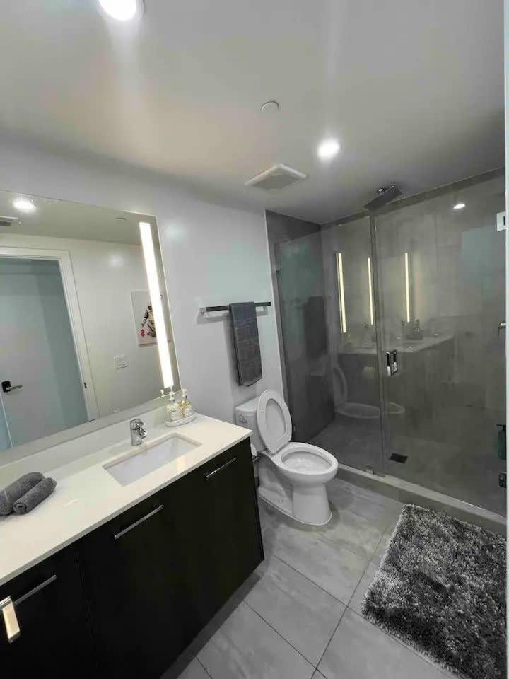 2Br, 2 Baths Lux Downtown Apt Heart Of Austin With Amazing Views, Pool, & Gym Eksteriør bilde